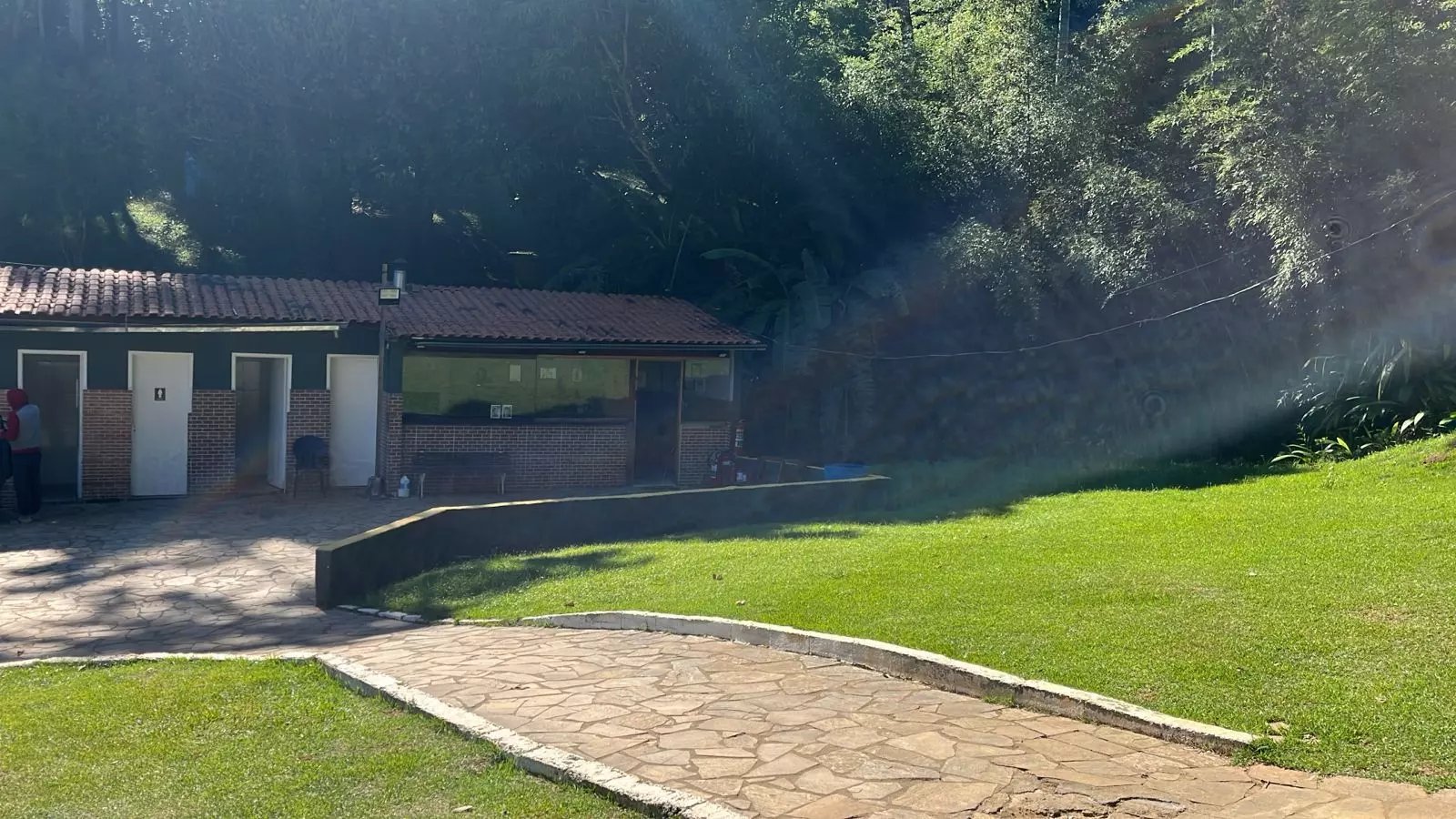 Clínica Médio Padrão em Naque
