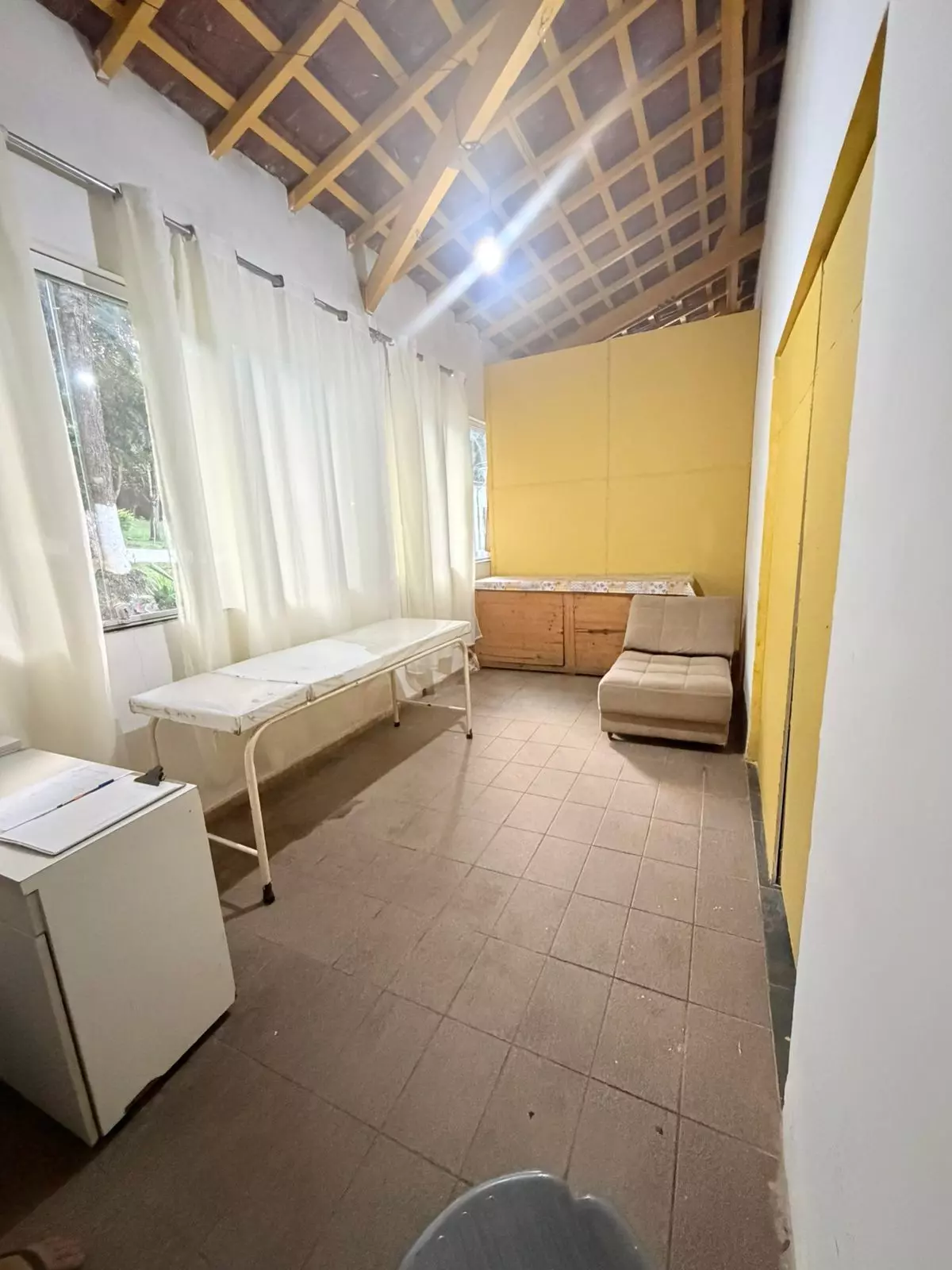 Clínica Médio Padrão em Águia Branca